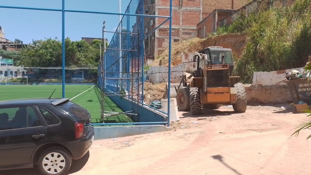 RESOLVIDO: Problema de acúmulo de lixo ao lado do Beira é RESOLVIDO após denúncia nas Redes Sociais do Bairro C Branco