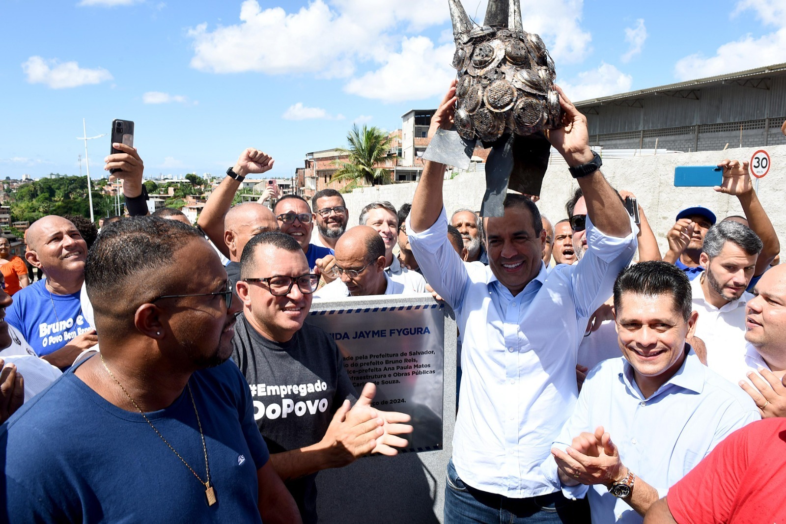 Com investimento de R$9,8 milhões, Avenida Jayme Figura liga Pau da Lima à Avenida Gal Costa