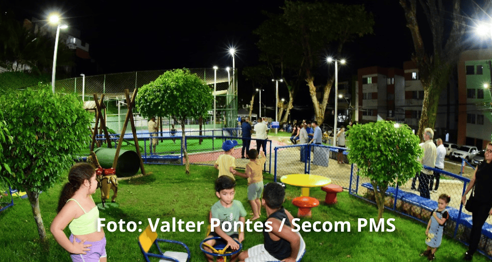 Prefeitura de Salvador entrega praça requalificada no bairro de Santo Agostinho e homenageia jornalista Zé Bim