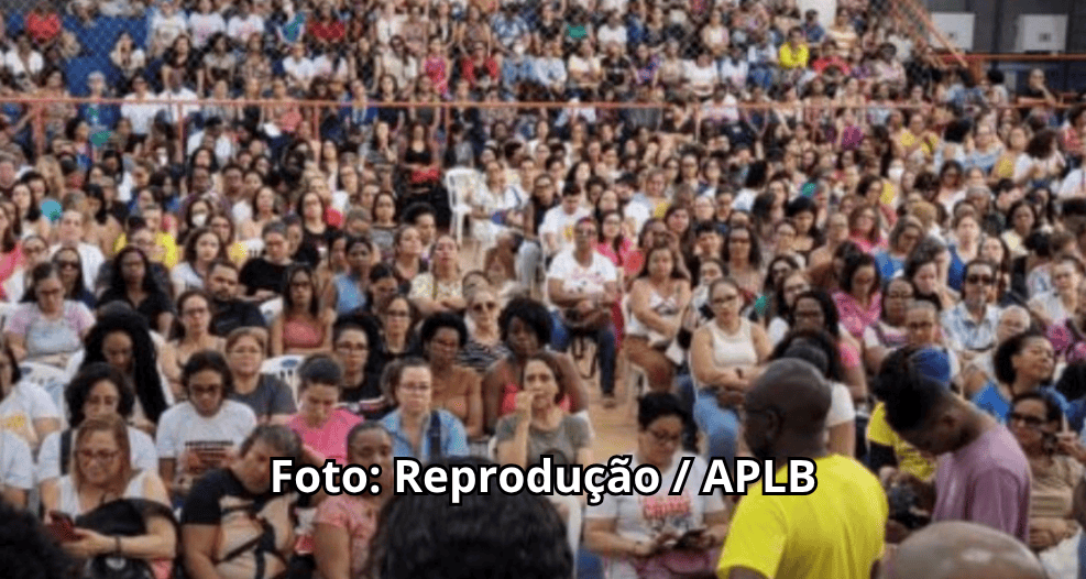 Greve dos professores de Salvador é encerrada após 74 dias de paralisação